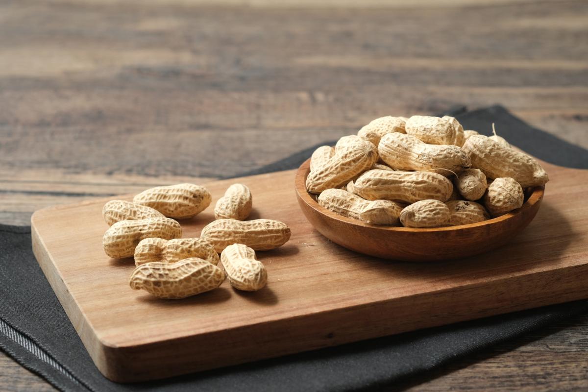 【管理 栄養士 監修】ピーナッツのカロリーや栄養、アーモンドとの違いなどについて栄養コンシェルジュがご紹介