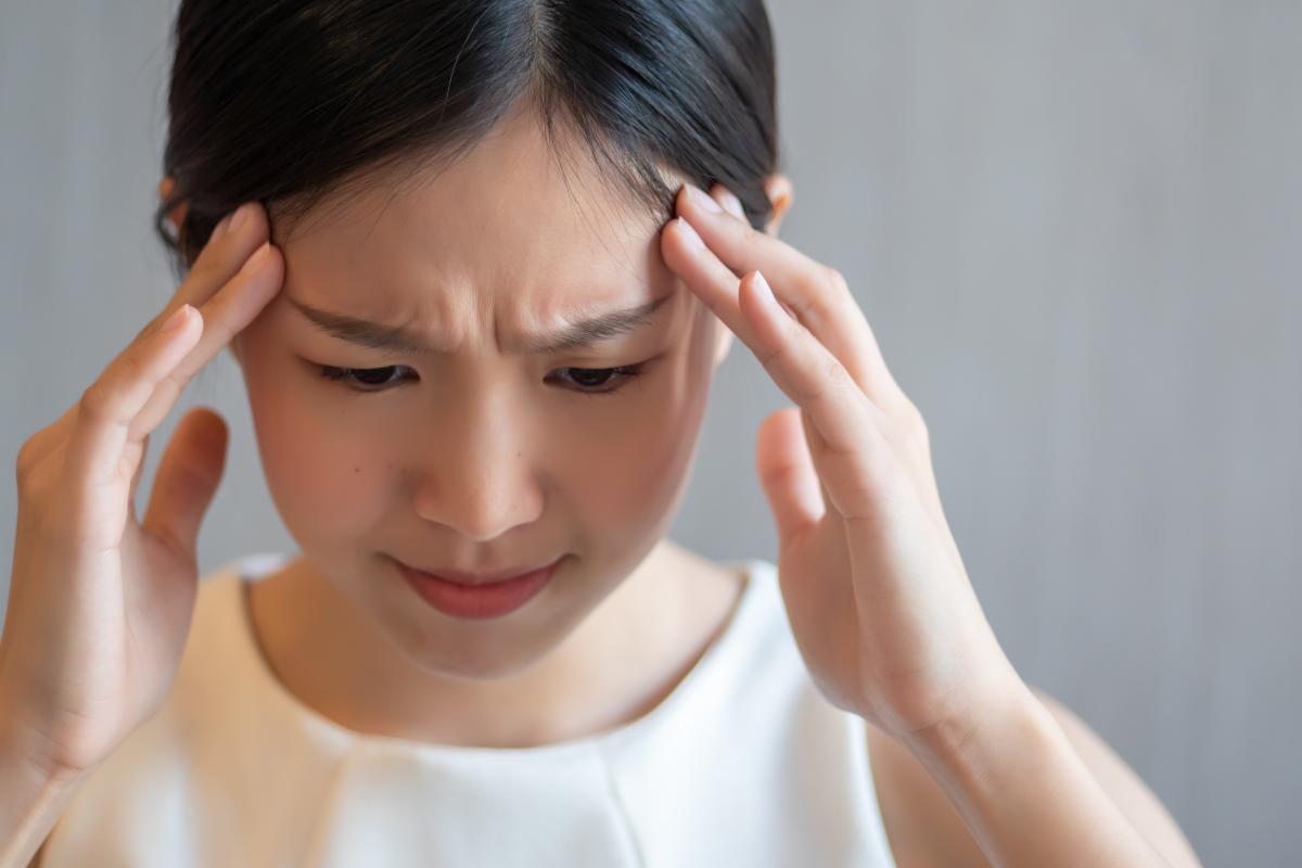 イヤホン難聴は若年層にも増えている?厚生労働省の実態調査と“聞こえ”を守る生活習慣(栄養学の資格 栄養コンシェルジュ)